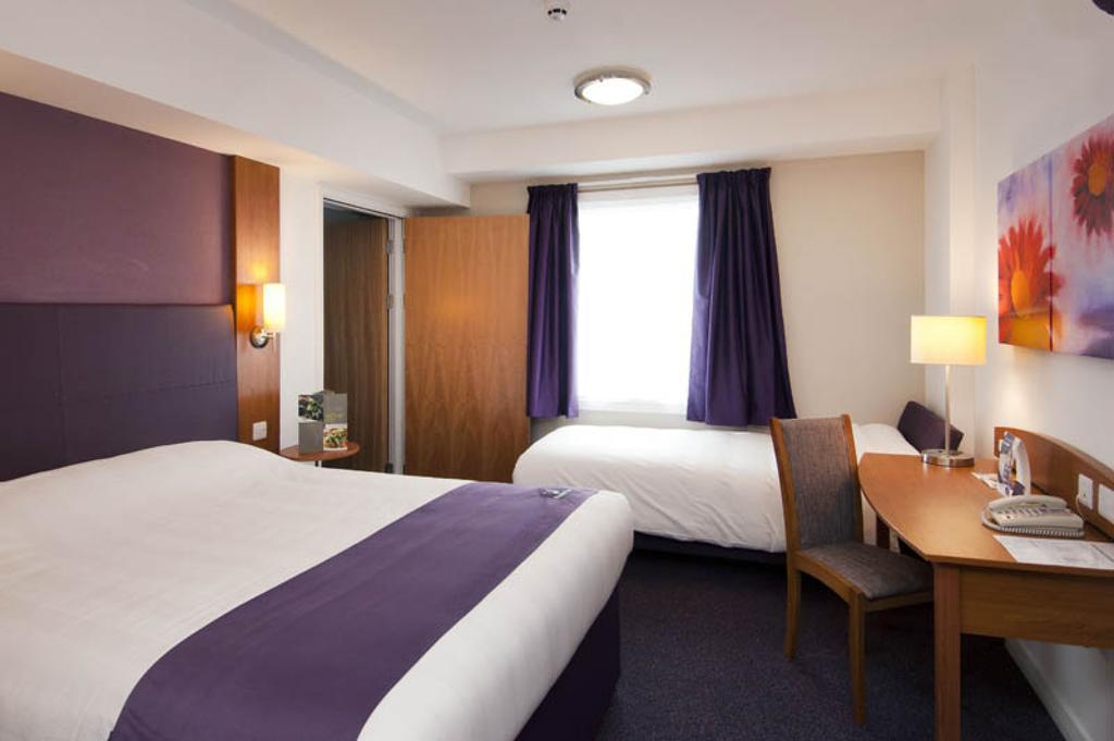 Dundee East Premier Travel Inn Oda fotoğraf